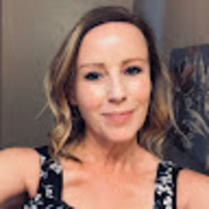 Meet your Posher, Leslie